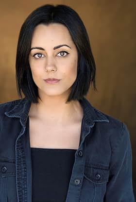 actor Amanda Diaz large photo