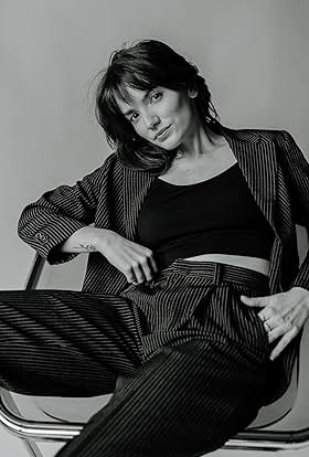 actor Amanda Valdes large photo