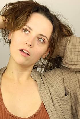 actor Eliza Gill large photo