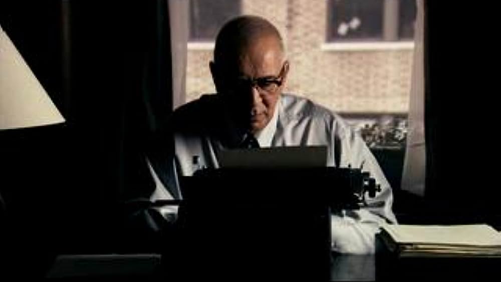 actor Dennis Parlato large photo