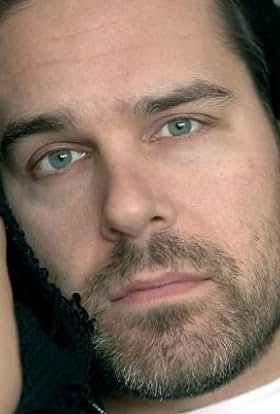 actor Michael Knowles large photo