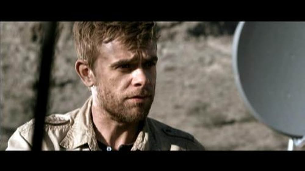 actor Steve Cochrane large photo