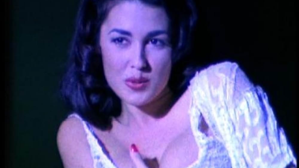 actor Holly Cat large photo