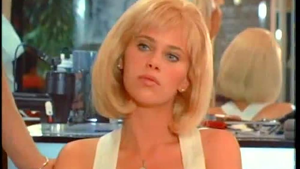 actor Carolyn Dunn large photo