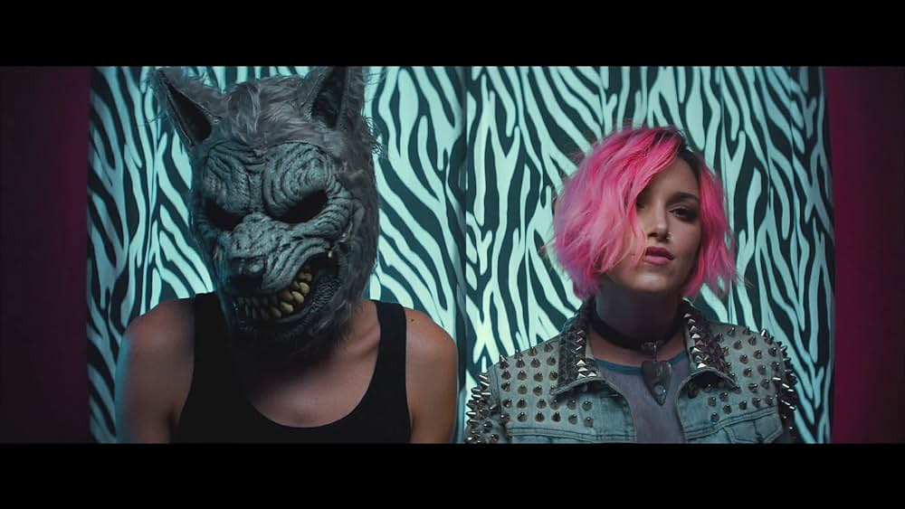 actor Sarah Achor large photo