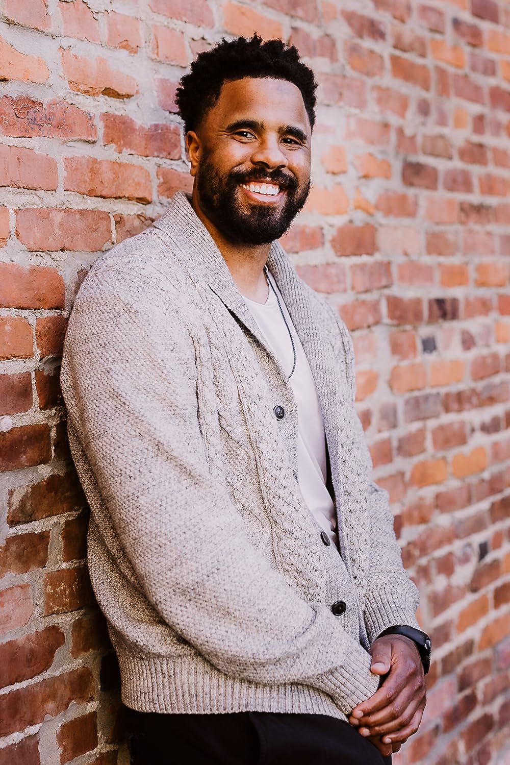 actor Chris Hill large photo