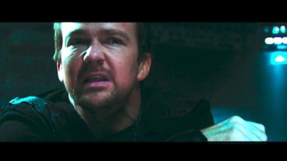 actor Kaitlin Riley large photo