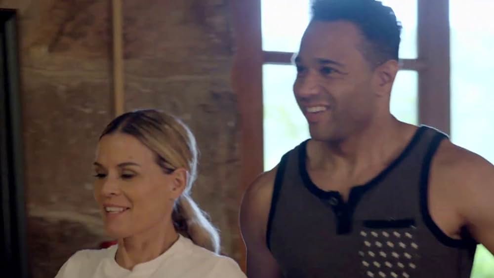 actor Tyler Cameron large photo