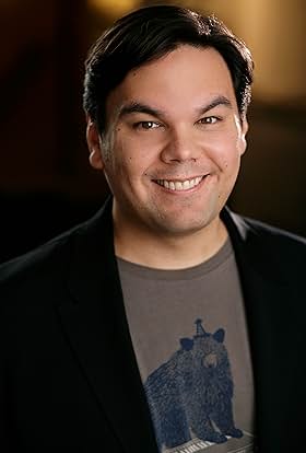 actor Robert Lopez large photo