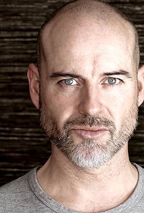 actor Robert Beck large photo