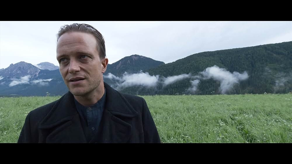 actor Karin Neuhäuser large photo