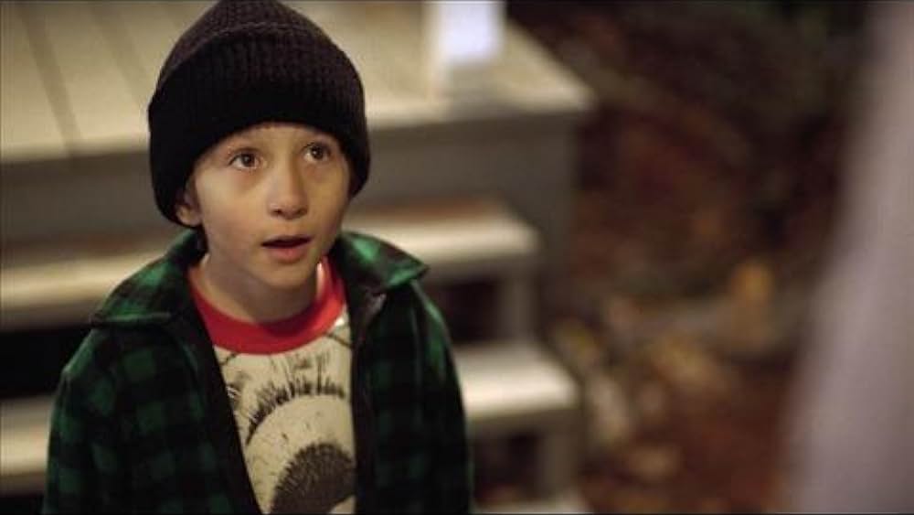 actor Leah Fassett large photo