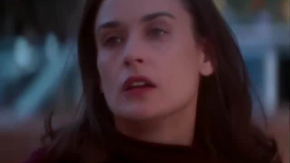 actor Chaya Cuénot large photo