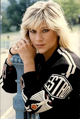 actor Samantha Fox large photo