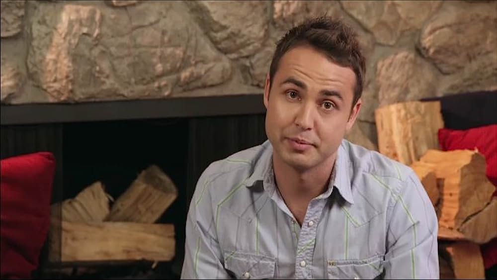 actor Joey Stafura large photo