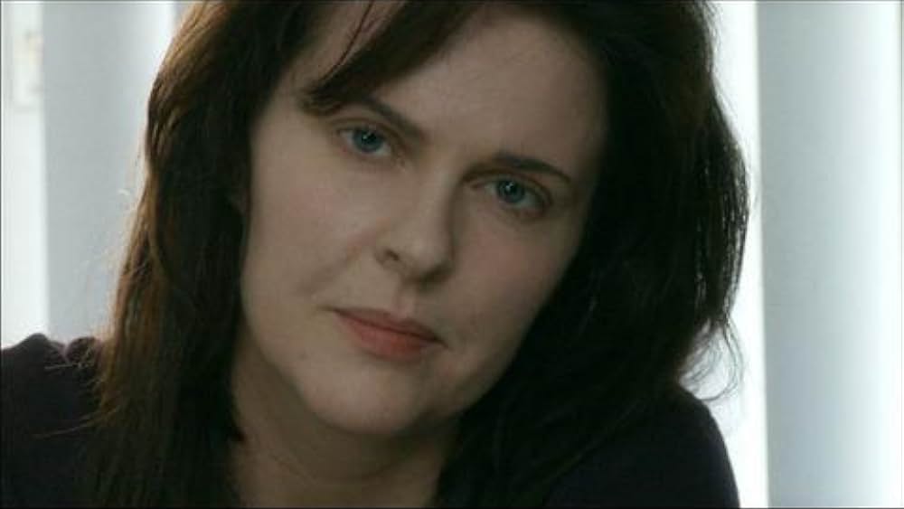 actor Aisling O'Sullivan large photo