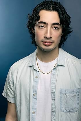 actor Carlos Soto Merchan large photo