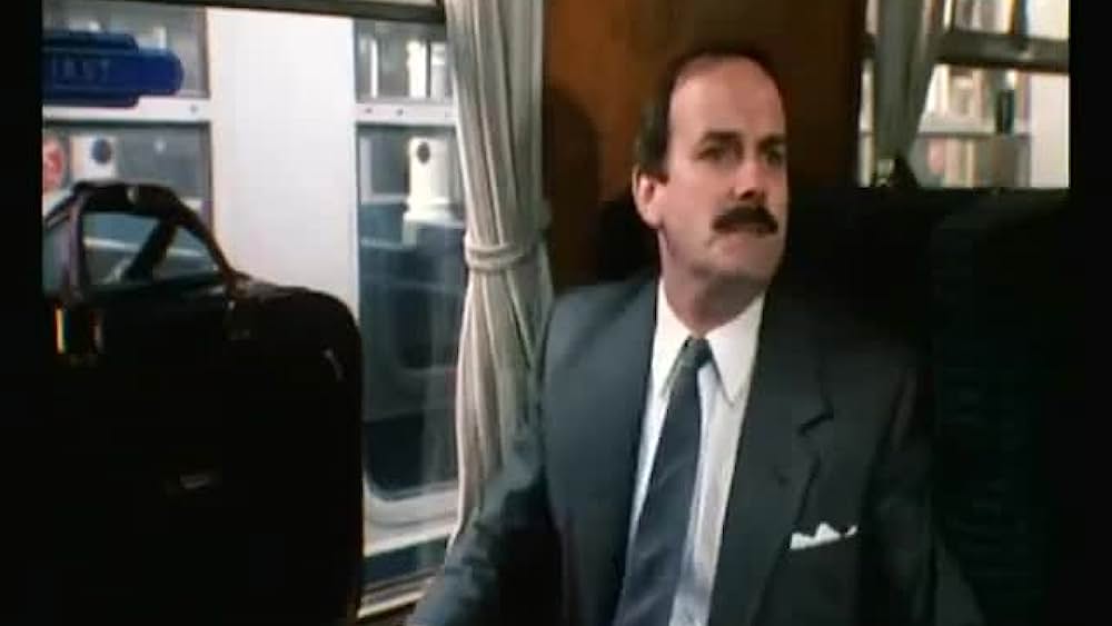 actor Howard Lloyd-Lewis large photo