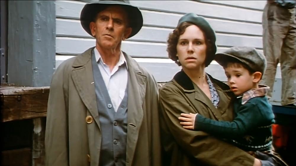 actor Celia De Burgh large photo