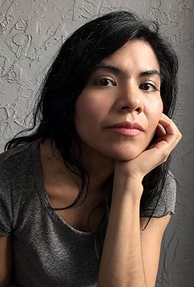 actor Olivia Leyva large photo