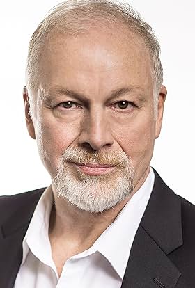 actor Todd Lewis large photo