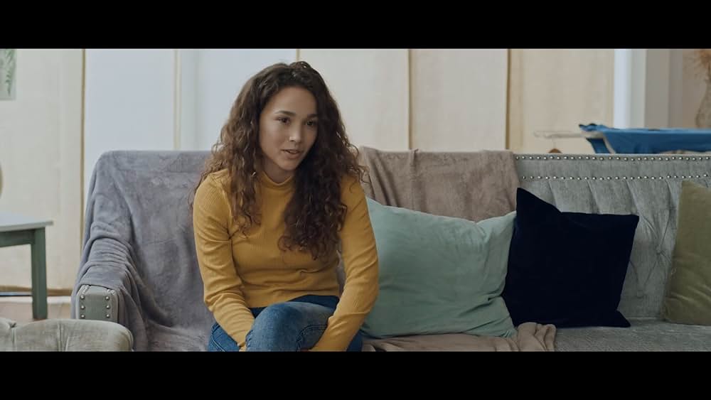 actor Emily Redpath large photo