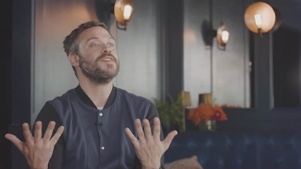 actor Gary Flannery large photo