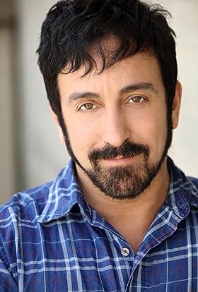 actor Mario Diaz large photo