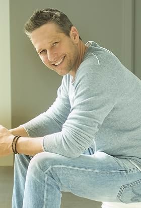 actor Derrick Strickland large photo