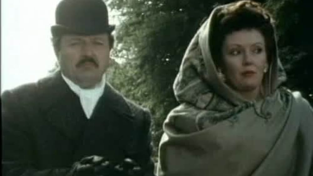 actor Anna Manahan large photo