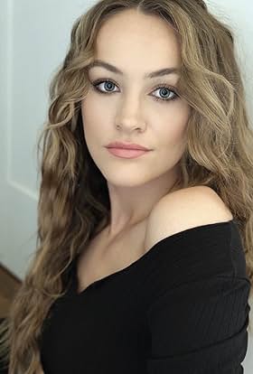 actor Victoria Winn large photo