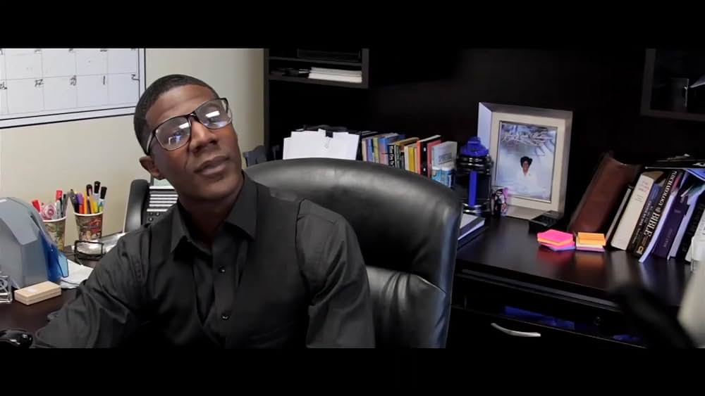 actor Aly Etienne large photo