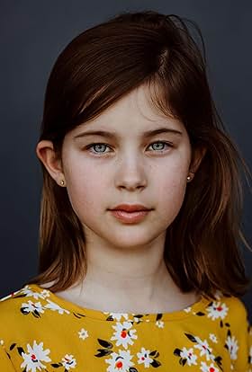 actor Ashlyn Louden-Gamble large photo