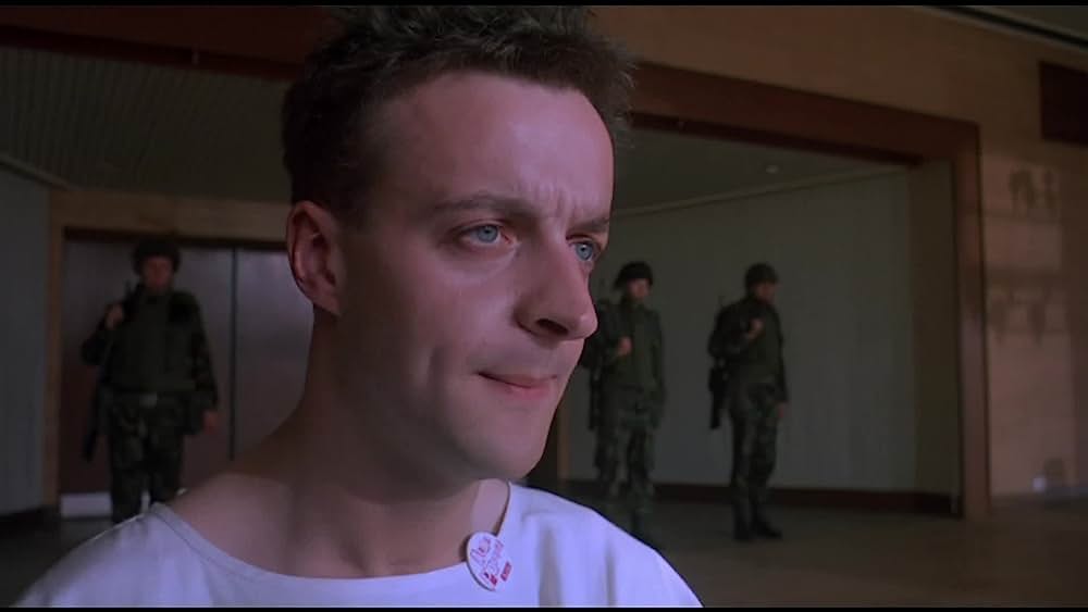 actor Joanne Pearce large photo