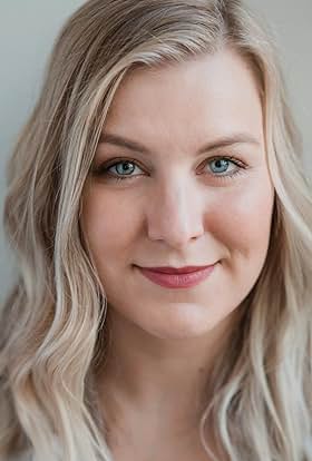 actor Kate Bryant large photo