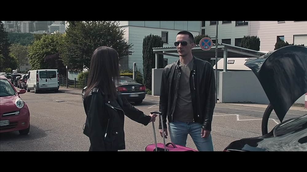 actor Kristina Grinkiewicz large photo