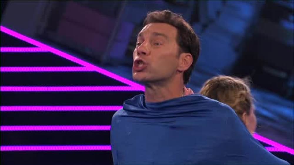 actor Rove McManus large photo