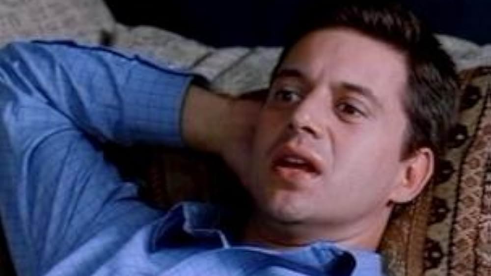 actor Willow Anwar large photo