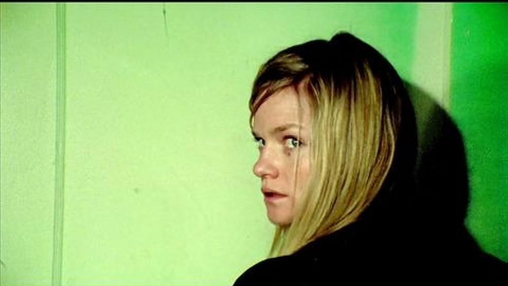 actor Zumi Rosow large photo