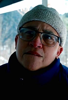 actor Izzy Figueredo large photo