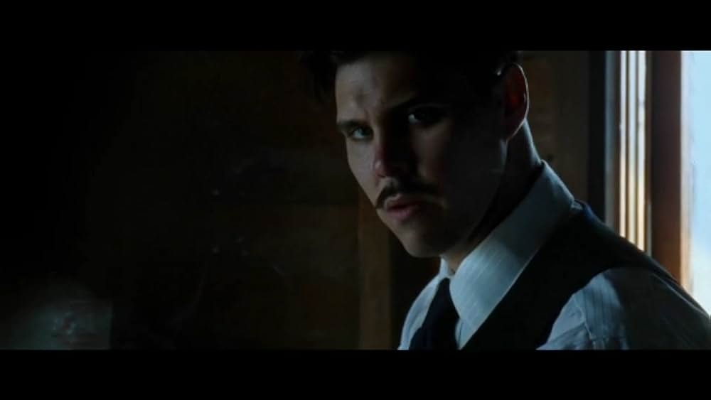 actor Jacob Eaton large photo