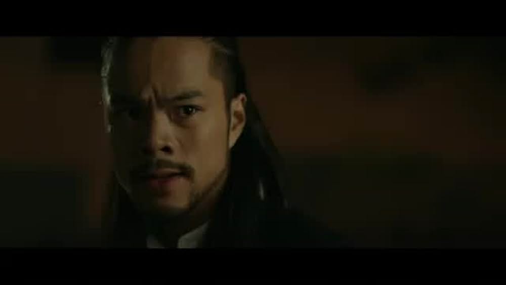 actor Tina Pereira large photo