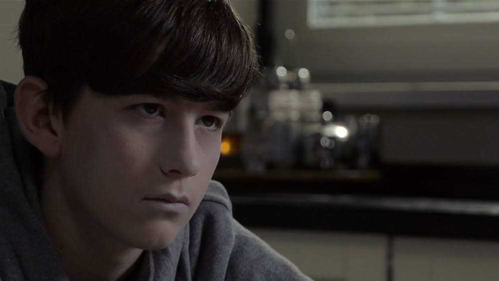 actor Laura Montgomery Bennett large photo