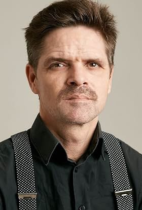 actor Alex Moreu large photo