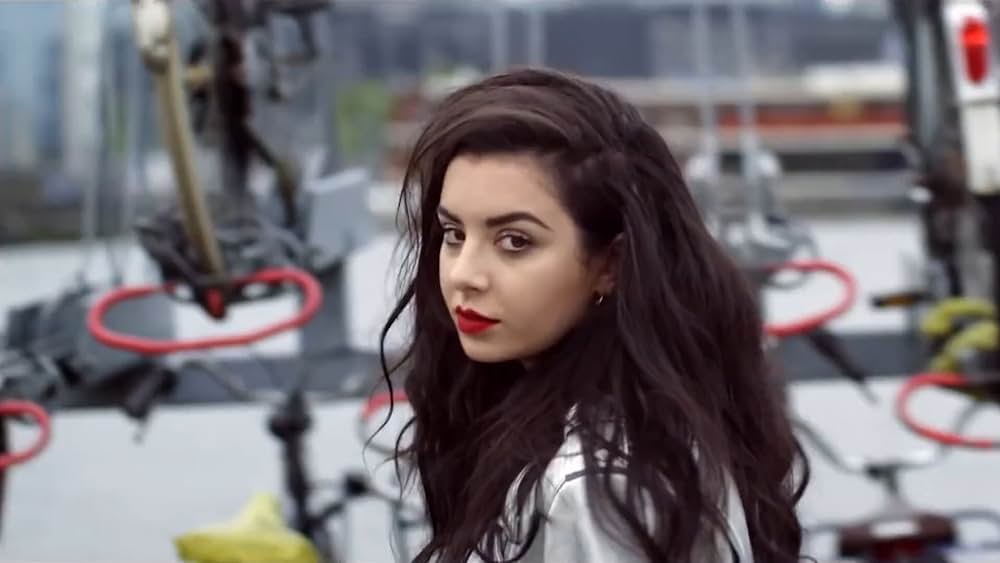 actor Sam Pringle large photo