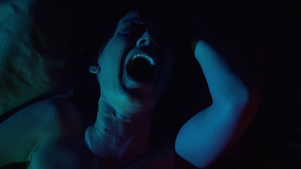 actor Erin Trimble large photo