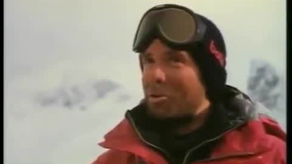 actor Annie Grindlay large photo