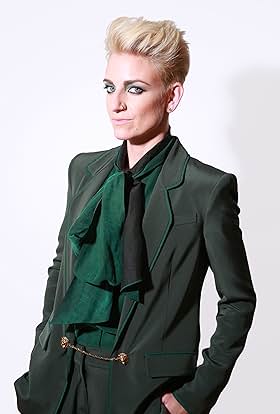 actor Tina Romero large photo