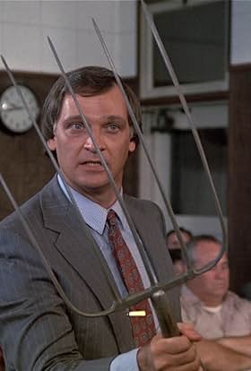 actor Tom Taylor large photo