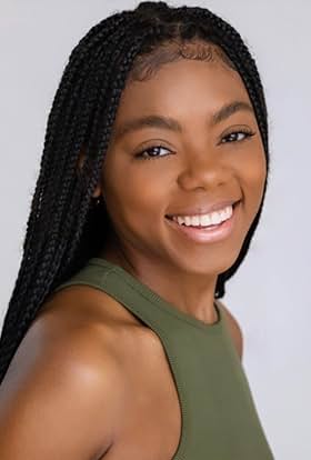 actor Emani White large photo